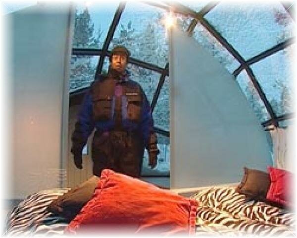 Иглу вмещают только самую необходимую мебель